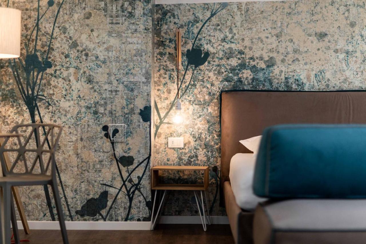 Stay Cooper Guesthouse zum Loewen Meran Exterior foto